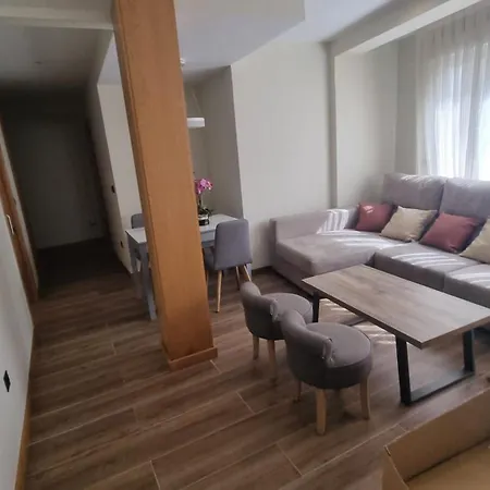 Pisos Playa Portonovo 桑亨霍