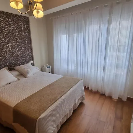 公寓 Pisos Playa Portonovo